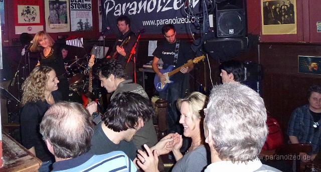 Podium 2012-02-11_b6.jpg - Ein seltenes Foto! Paartanz bei Paranoized!